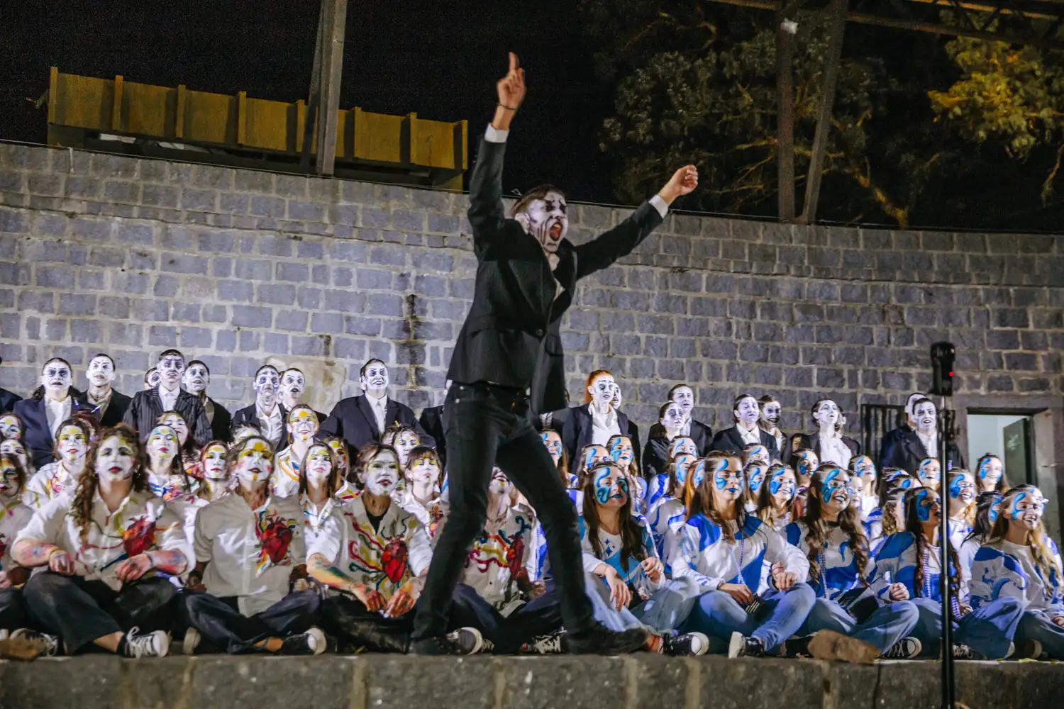 El tradicional evento Himnos convocará a cientos de estudiantes en el Anfiteatro Municipal.