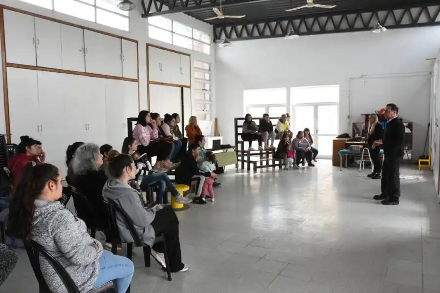 Seguridad VIal: capacitaron a alumnos del Jardín de Infantes Nº 217 “Olga Cossettini”
