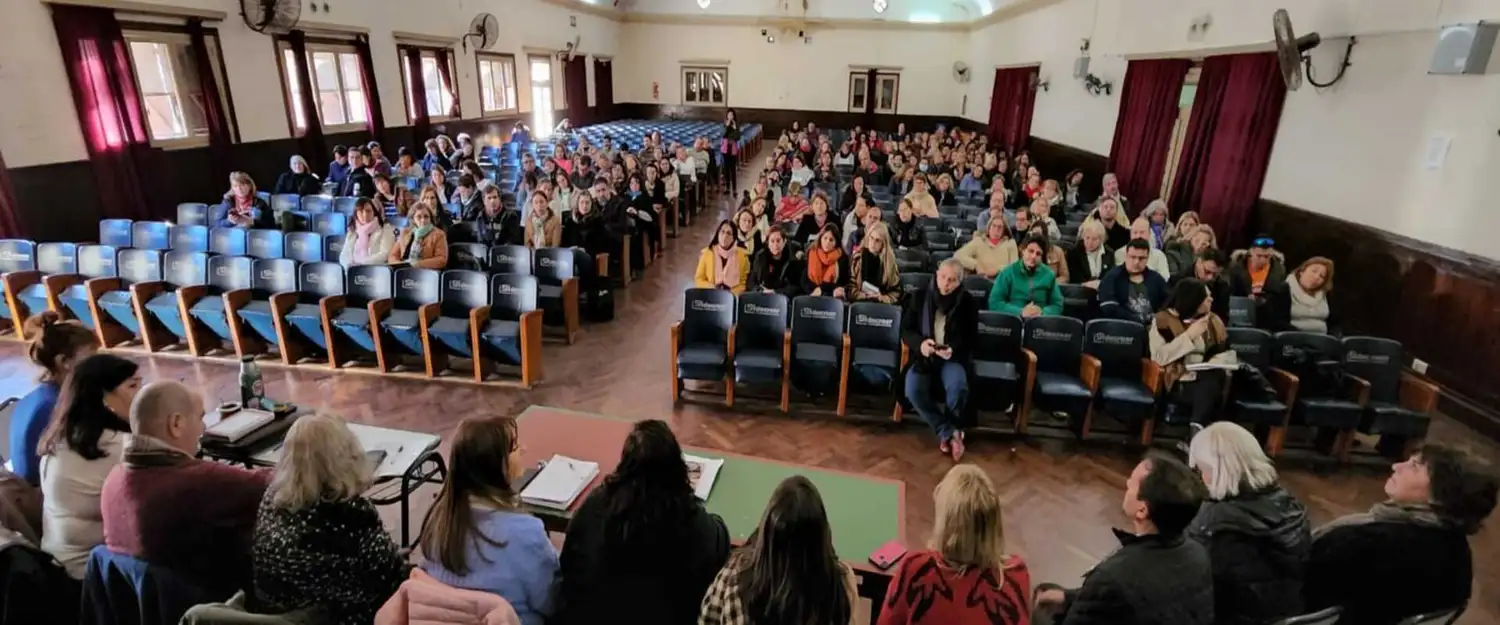 La provincia continúa capacitando a docentes para cargos directivos