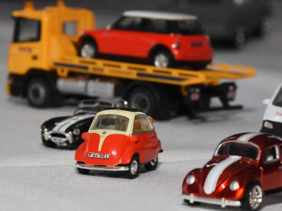 Vuelve la Expo Autos a Escala para juntar leche para merenderos