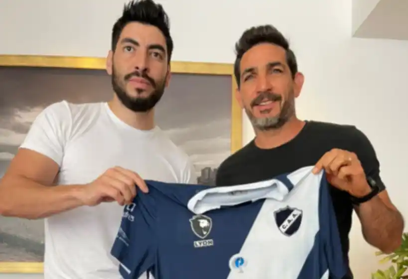 Alvarado: el DT Gastón Coyette renovó su continuidad