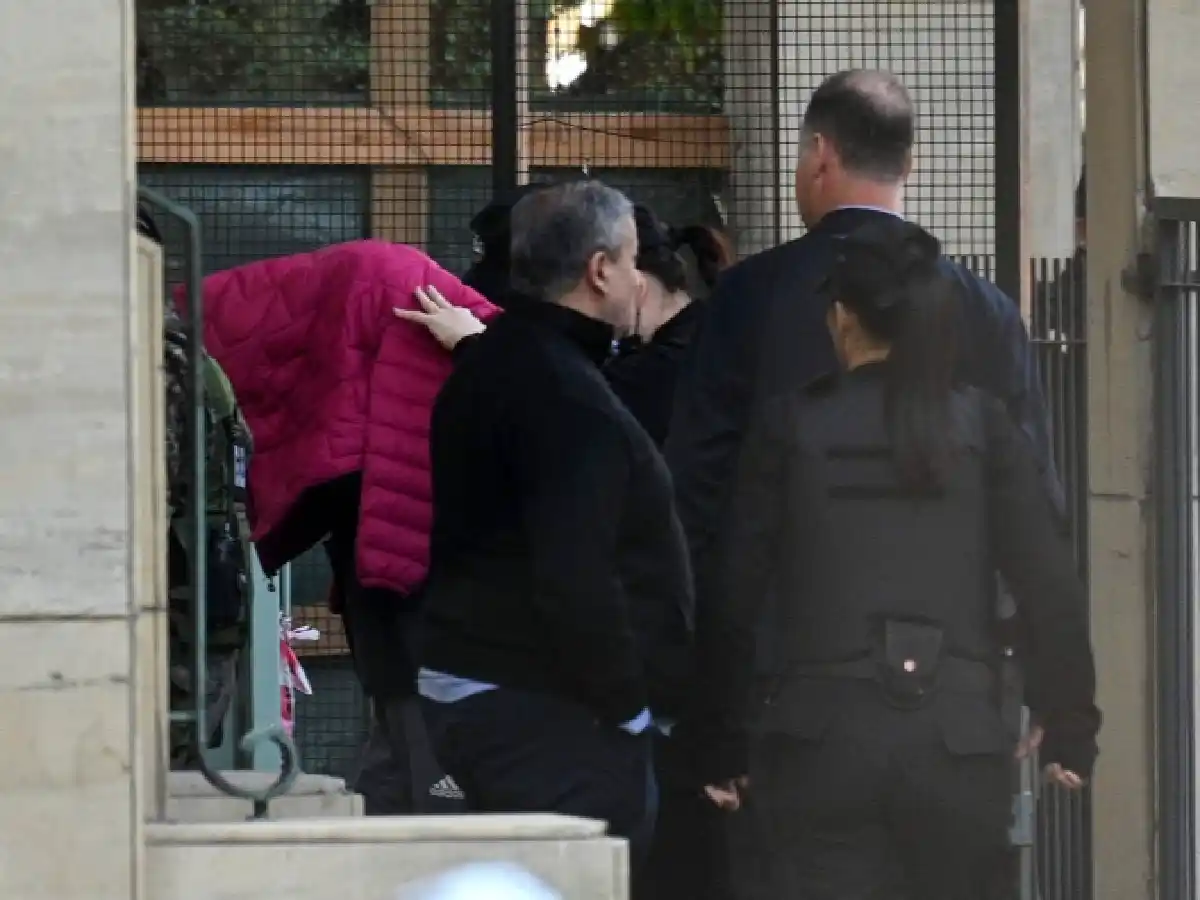 La tercera detenida por el ataque a Cristina Kirchner concluyó su declaración ante la jueza