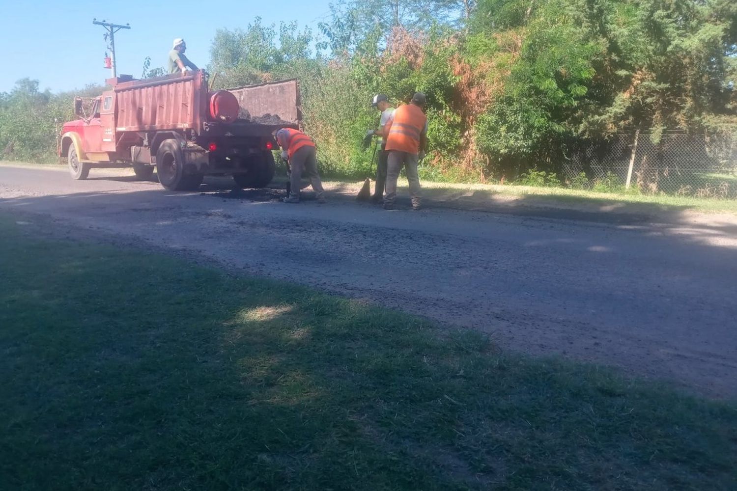 Arreglan el camino al Ñandubaysal: el detalle de los trabajos que realizan