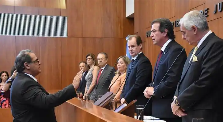 “Si se judicializa la política será el fracaso de la democracia”