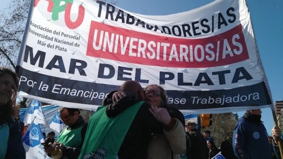 Trabajadores de la Universidad reclaman el pago por suplementos de mayor responsabilidad y riesgo