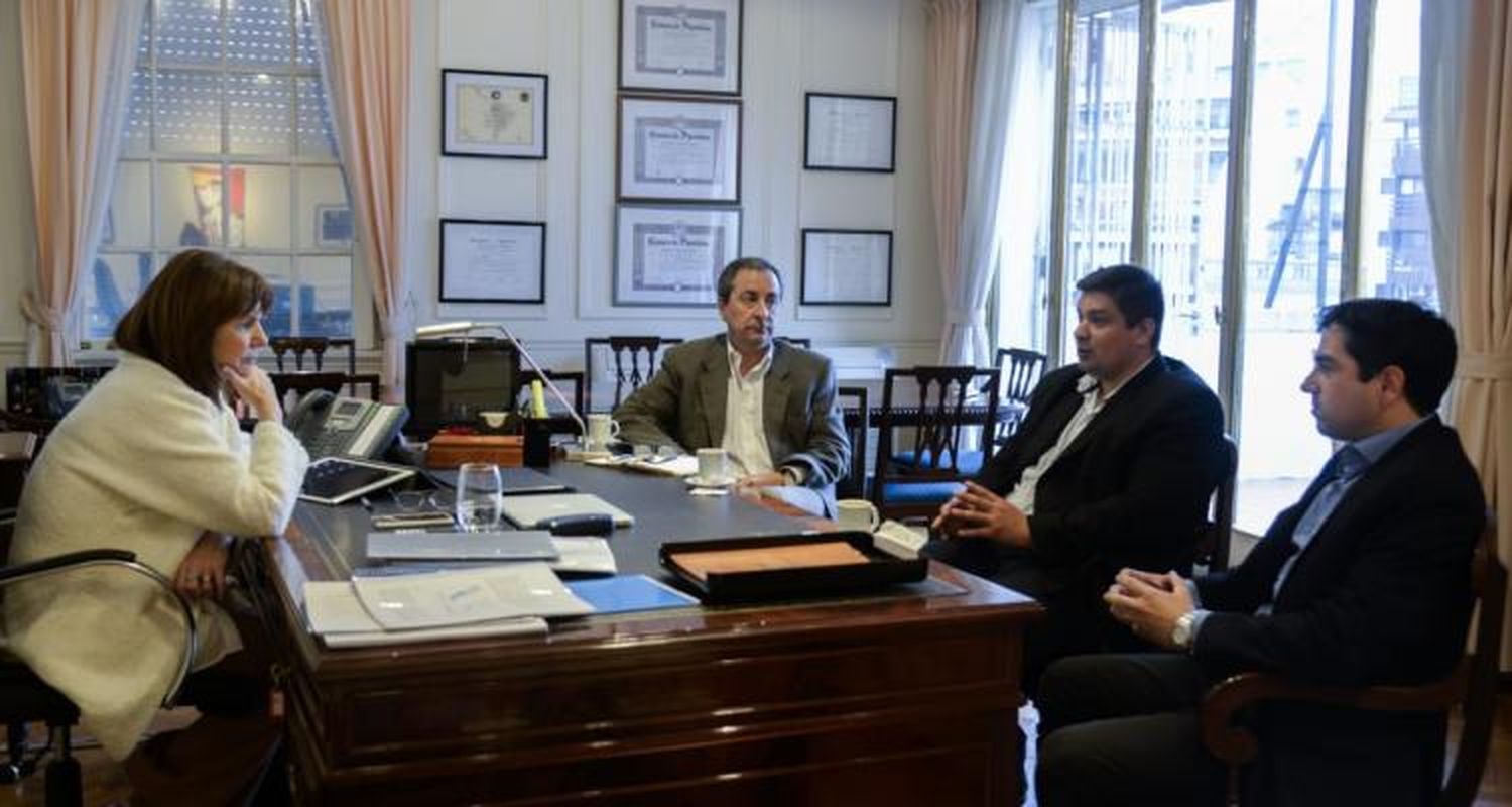 Ministra Bullrich comprometió “una estrategia” para combatir la inseguridad ante el concejal Lafalce
