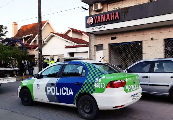 Otro fin de semana de fiestas no autorizadas y con controles de vehículos