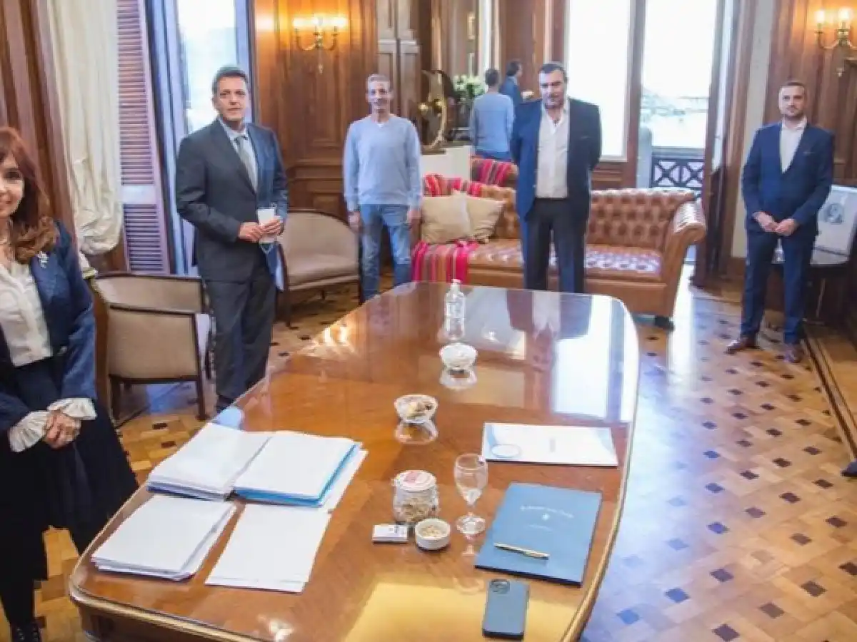 CFK y Massa le aumentaron un 40% al personal del Congreso