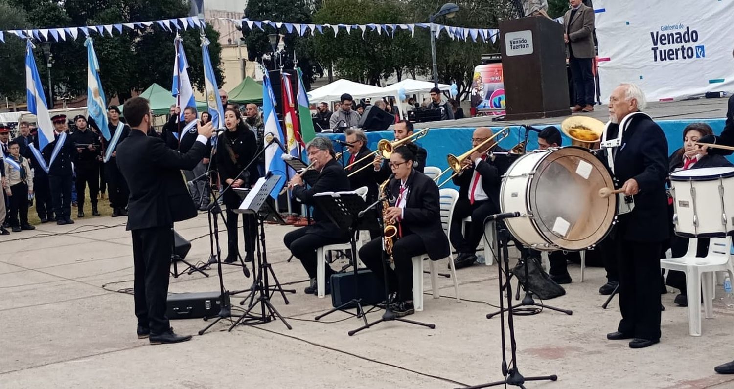 Acto 25 7