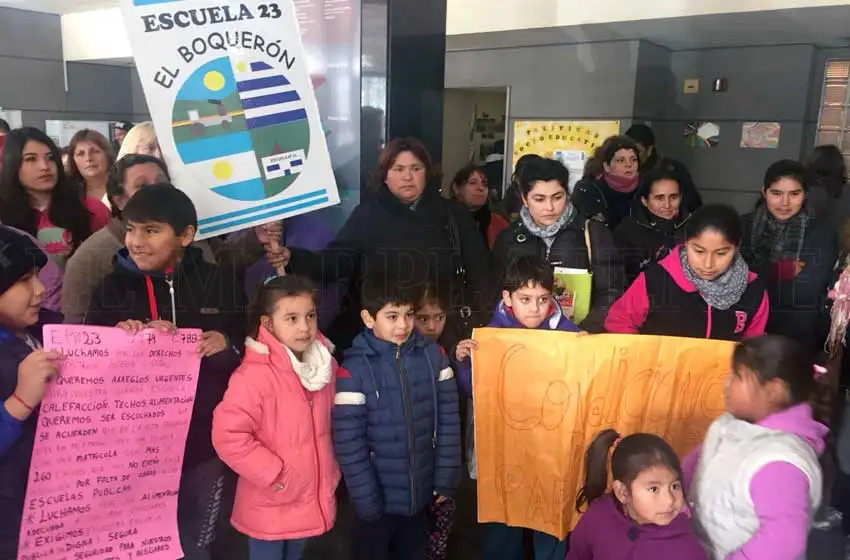 Múltiples manifestaciones de comunidades educativas en la ciudad