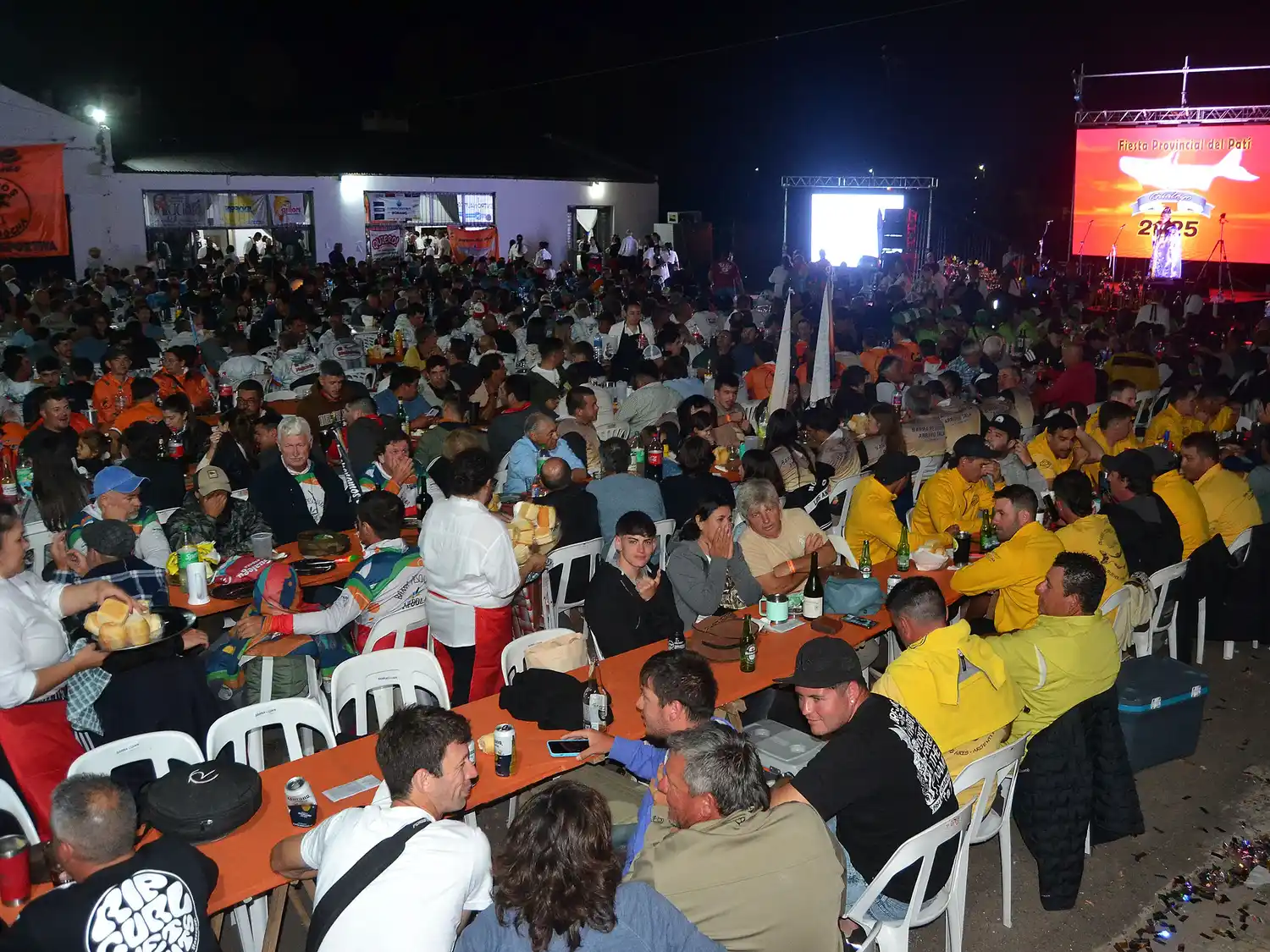 Más de 1.000 personas participaron de la fiesta de entrega de premios.