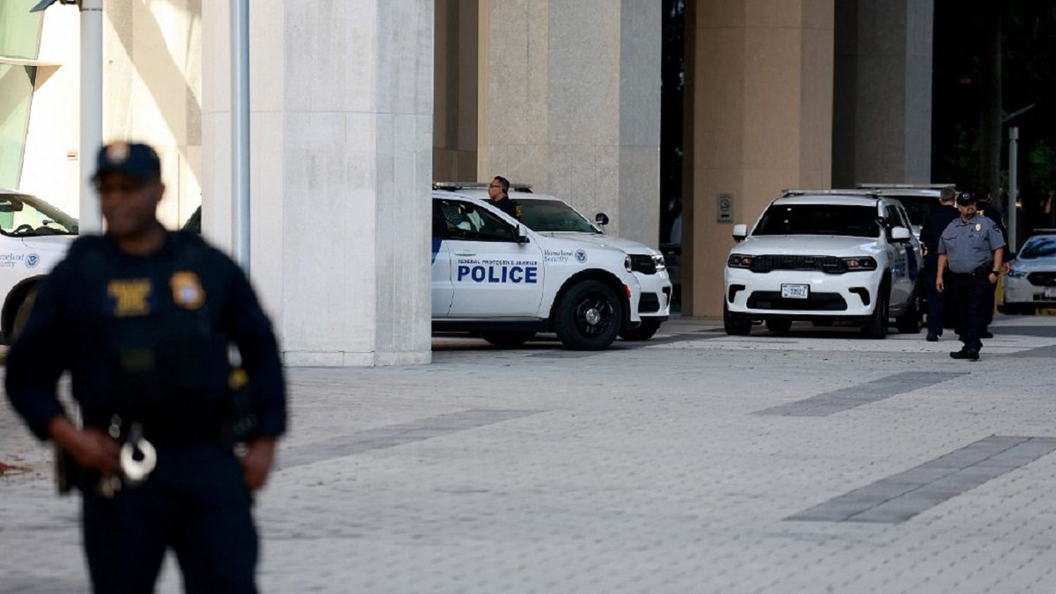 AUTORIDADES A LA EXPECTATIVA en Florida ante audiencia de Donald Trump