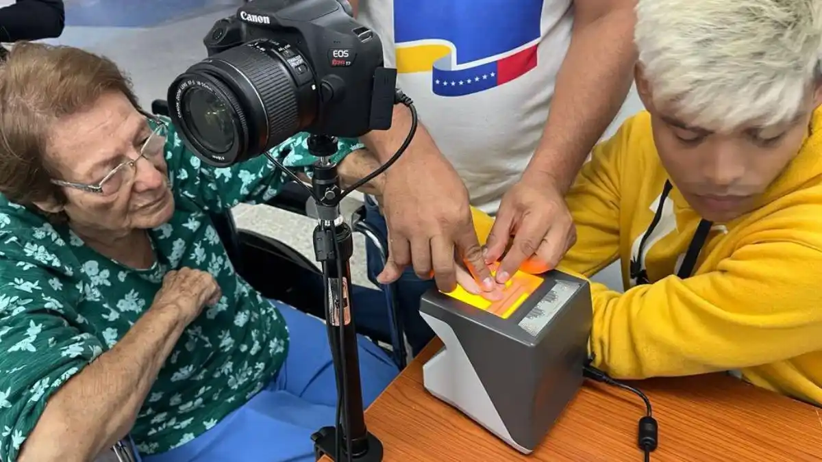 Saime activa centro de cedulación en el POLIEDRO DE CARACAS (+Video)