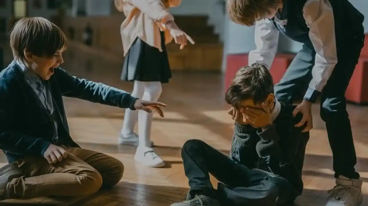 ¿TE SIENTES ACOSADO? Quizás lo estés y ni lo sabes (conoce sus tipologías)