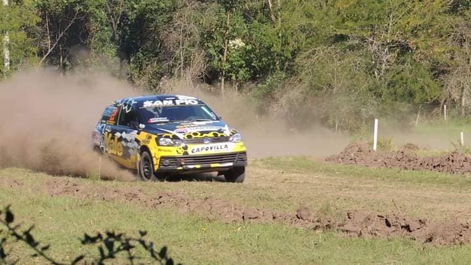 Guillermo Pitón y Juan Capurro lideran la Clase A6 y seguramente hoy buscarán quedarse con la general del Rally Ciudad de Gualeguay.