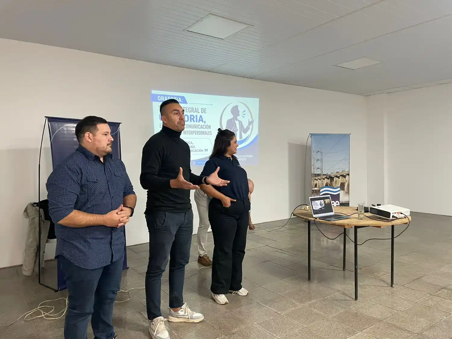 Se inició el Taller Gratuito de Oratoria para potenciar el perfil laboral