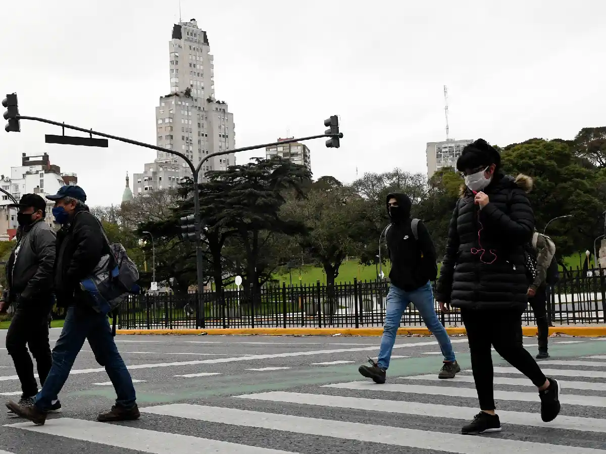 En las últimas horas fallecieron 17 personas más a causa de la pandemia