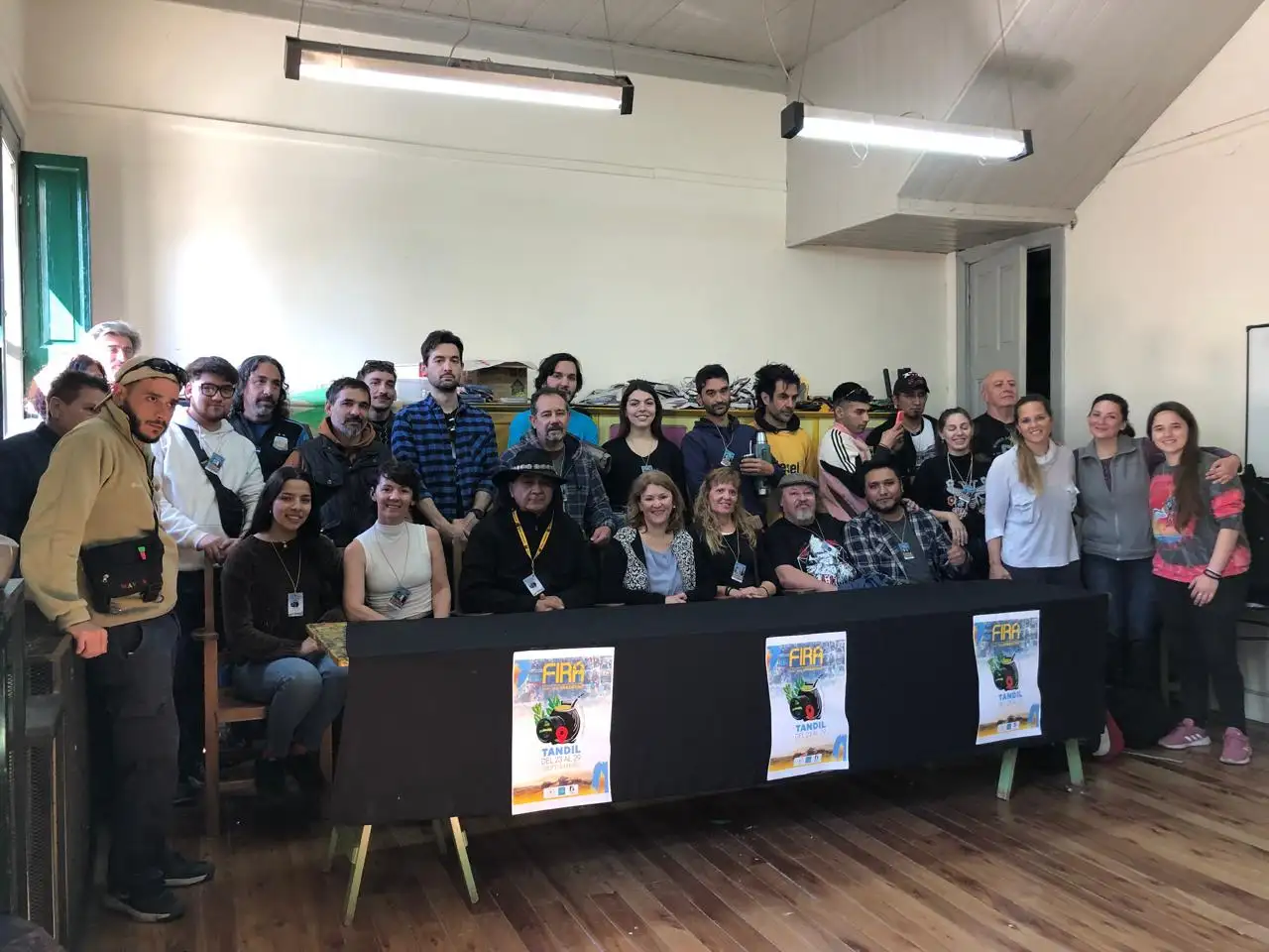 La delegación del FIRA junto a la Subsecretaria de Cultura y Educación, Micaela Saconi.