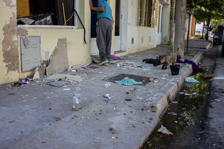 Una sunchalense perdió su hogar y taller tras la explosión de una garrafa y necesita ayuda: ¿cómo colaborar?