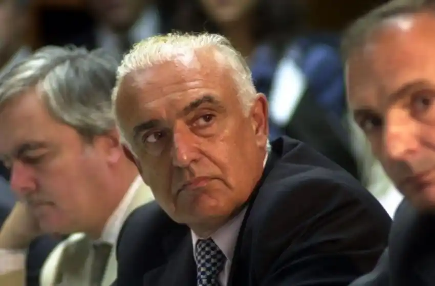 Ruckauf: "Los derechos de nuestra patria deben estar por encima de las banderías políticas"