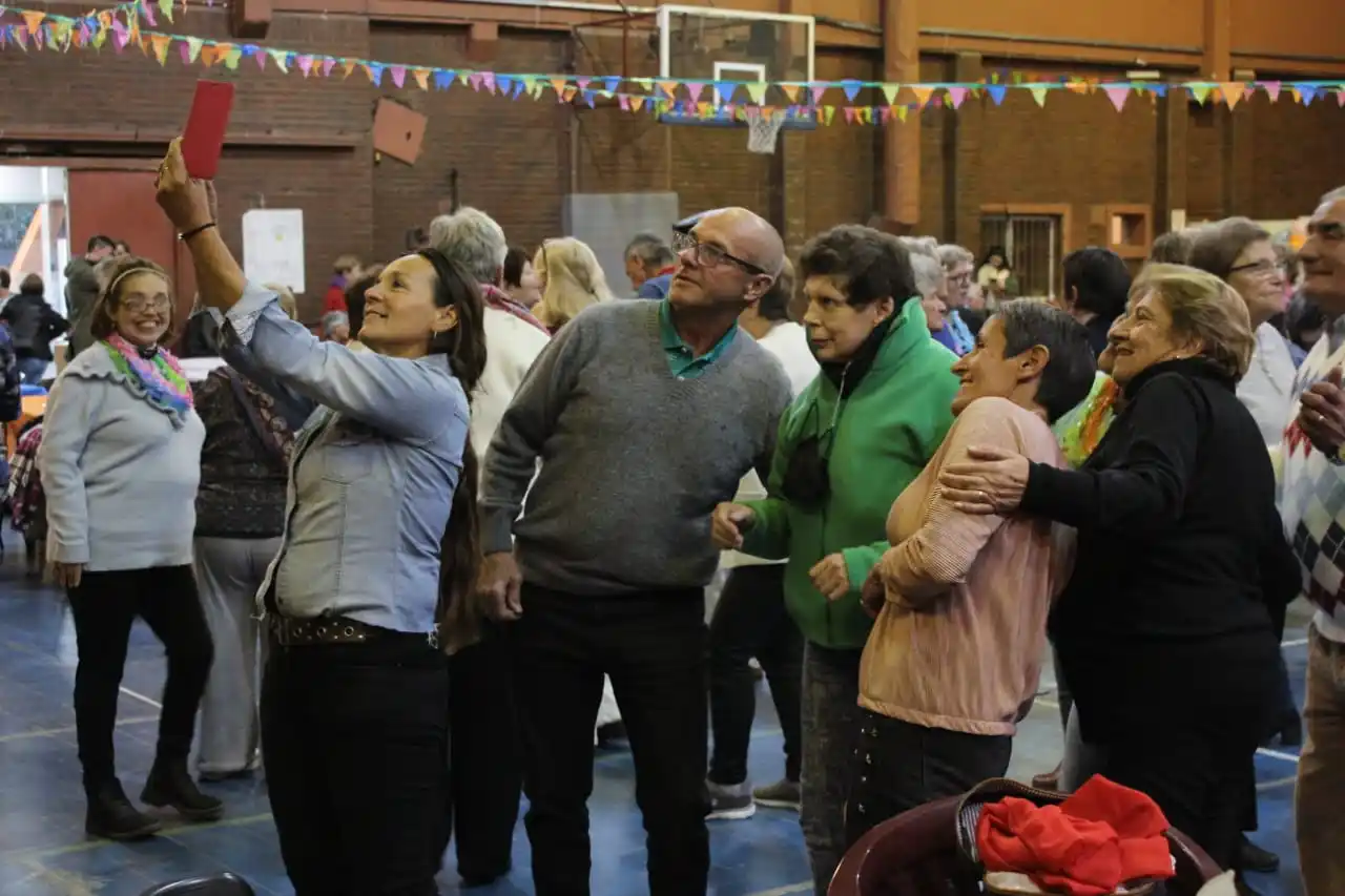 Los adultos mayores disfrutarán una vez más de las prometedoras Tertulias del Reencuentro