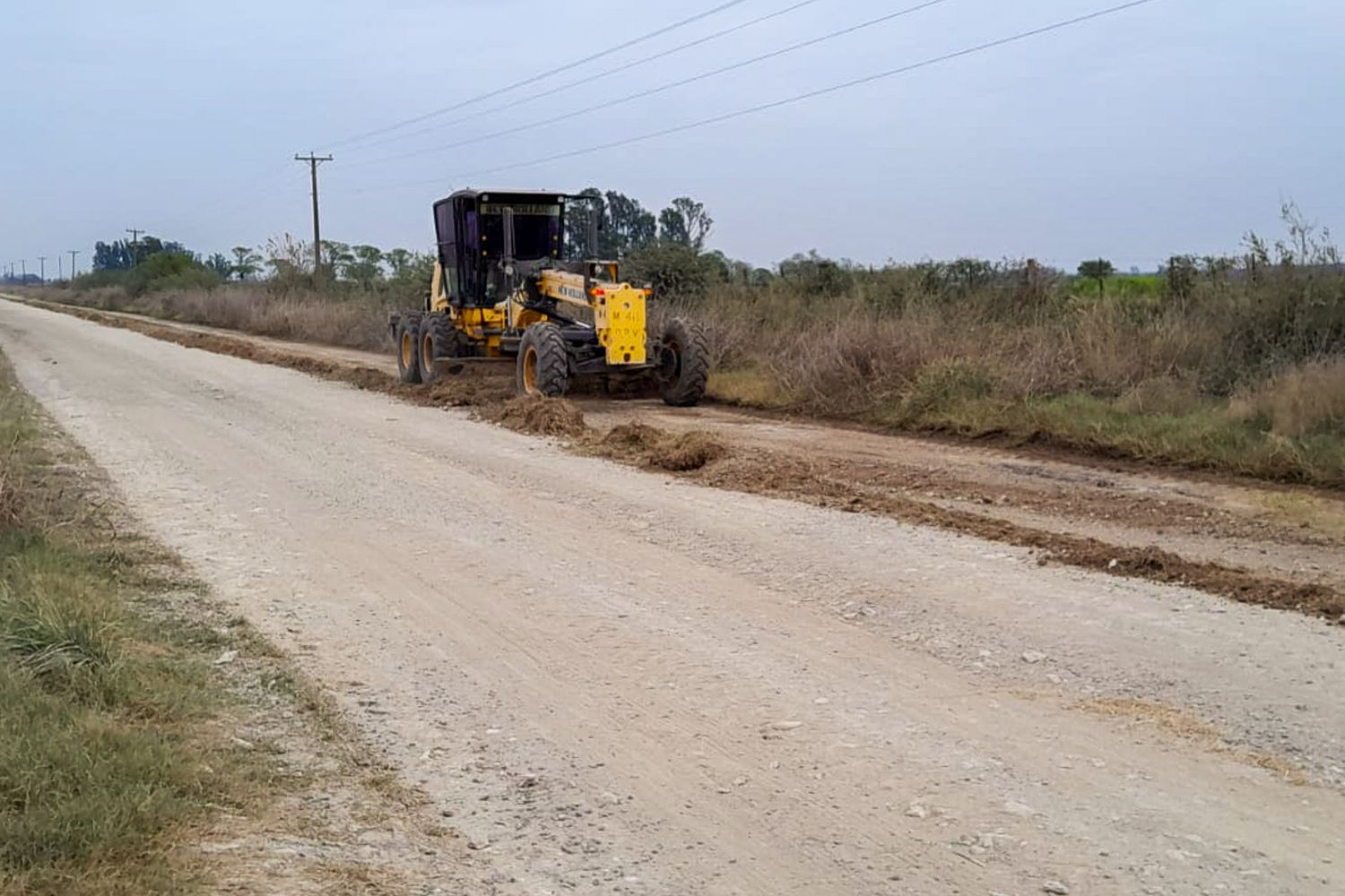 Con trabajos en el camino que va a Don Cristóbal Segundo, la provincia mejora la transitabilidad