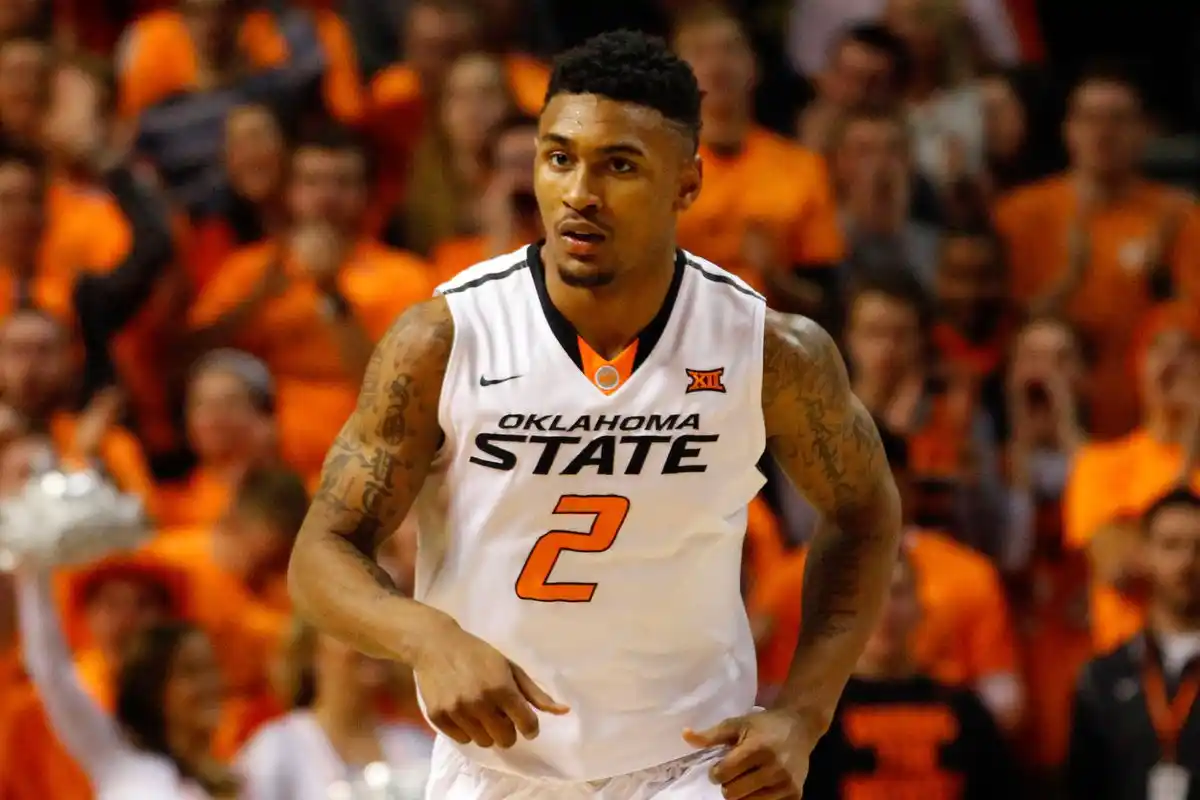 Le´Bryan Nash se suma a Peñarol