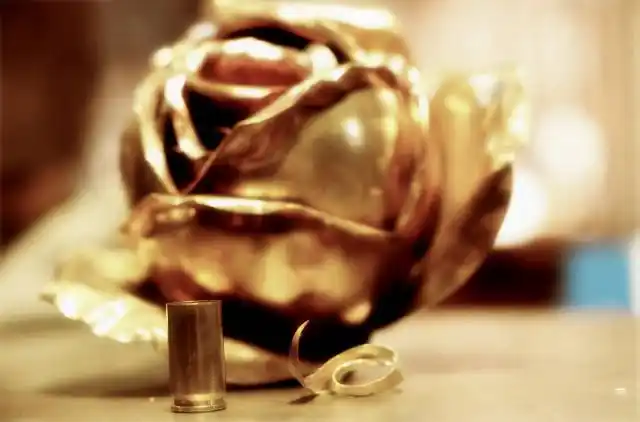 “Las Dos Rosas Por la Paz” y el recuerdo de los caídos en Malvinas
