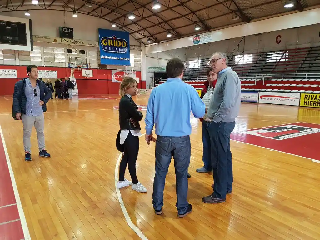 La comitiva de Macri en Gualeguaychú: el acto será en el José María Bértora 