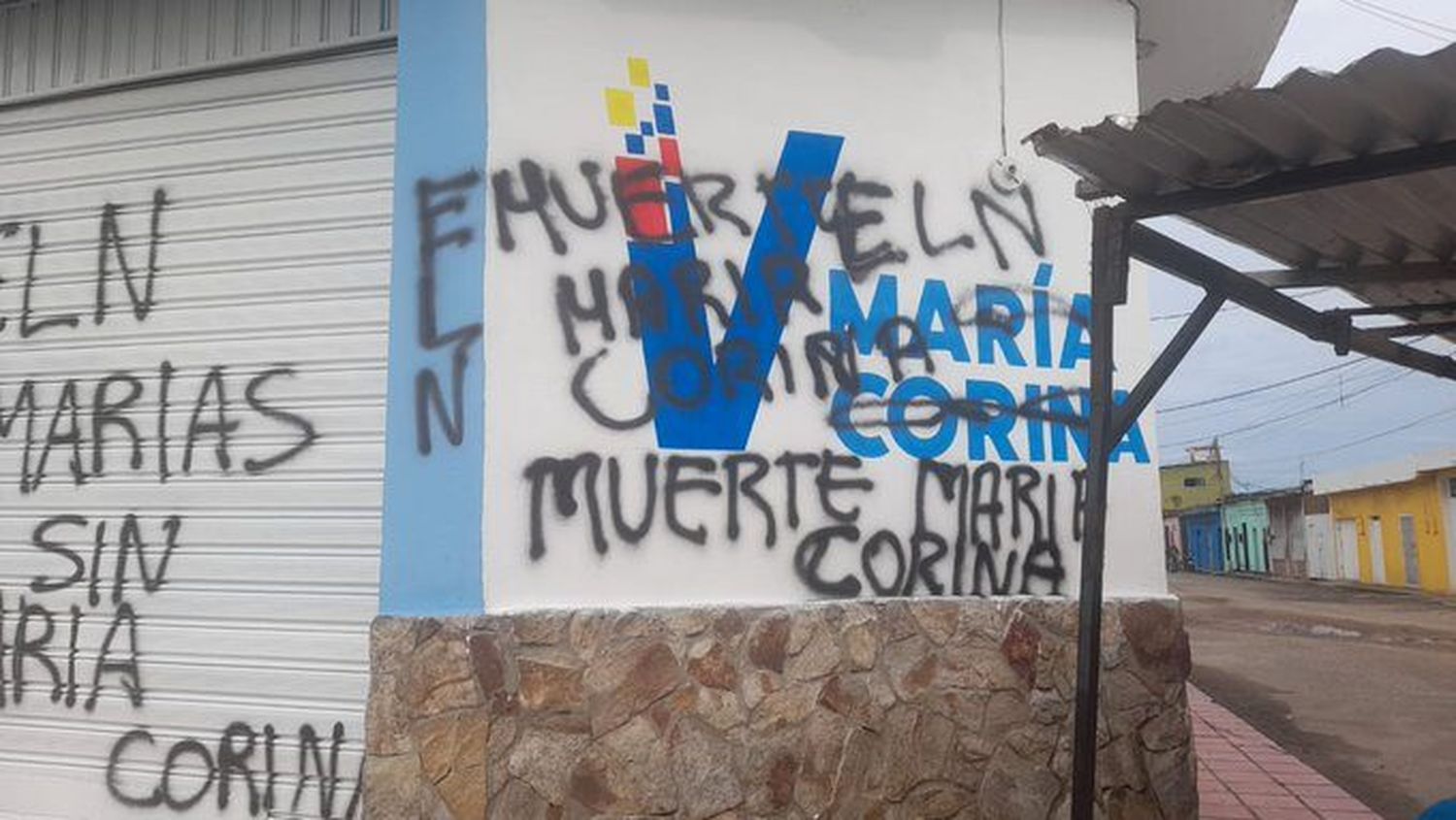 ELN ENVÍA AMENAZAS de muerte a María Corina Machado en Táchira (+FOTOS)