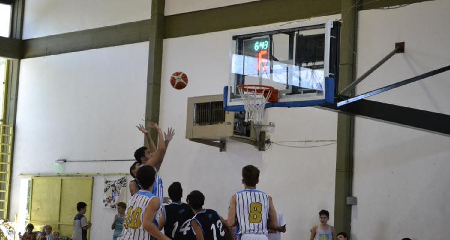 Buen debut de las inferiores celestes en la ABZC