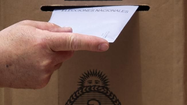 Calendario electoral 2015: Las primarias son el 9 de agosto y las generales el 25 de octubre