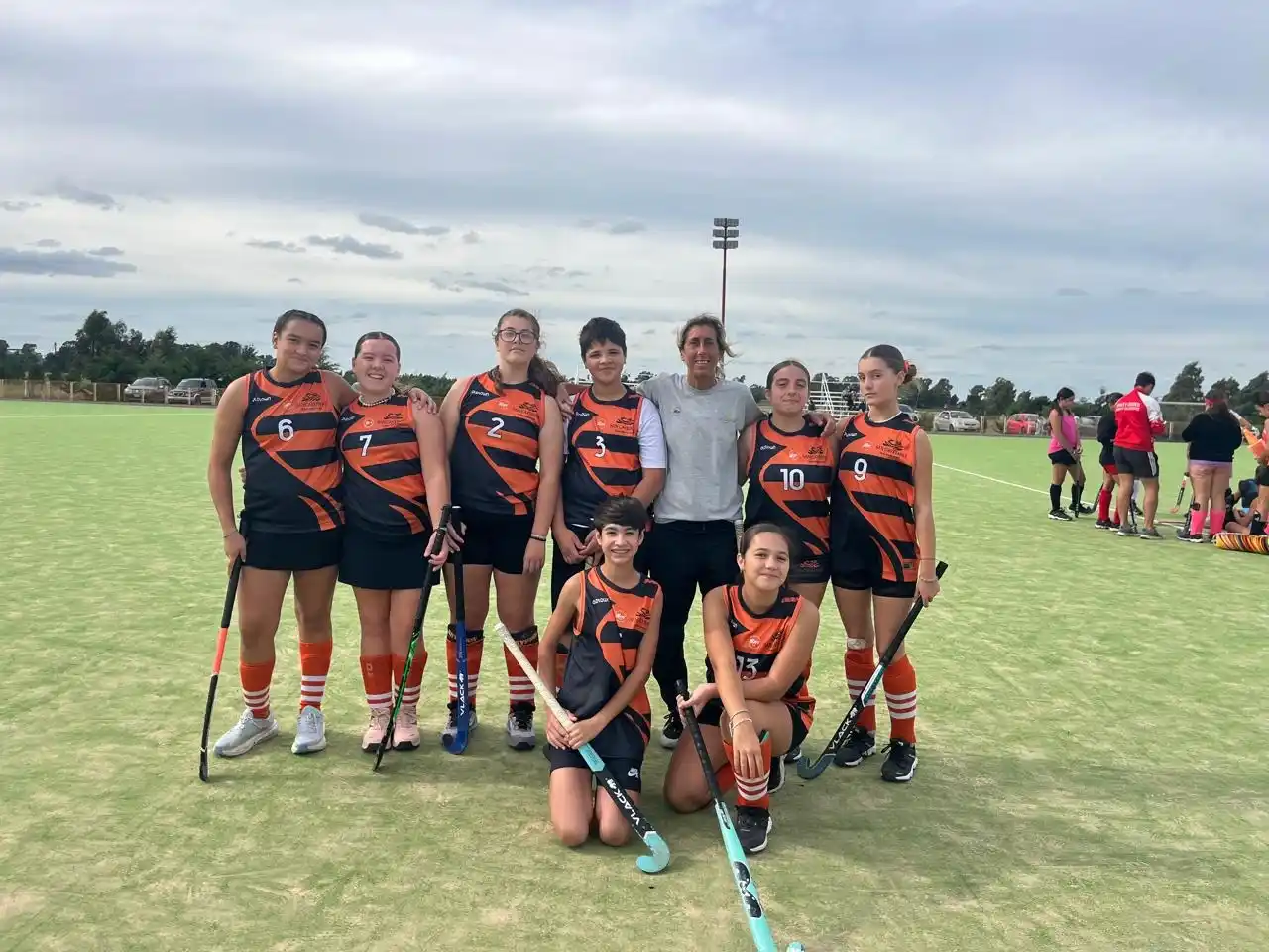 San Cayetano presente con el hockey en Tres Arroyos