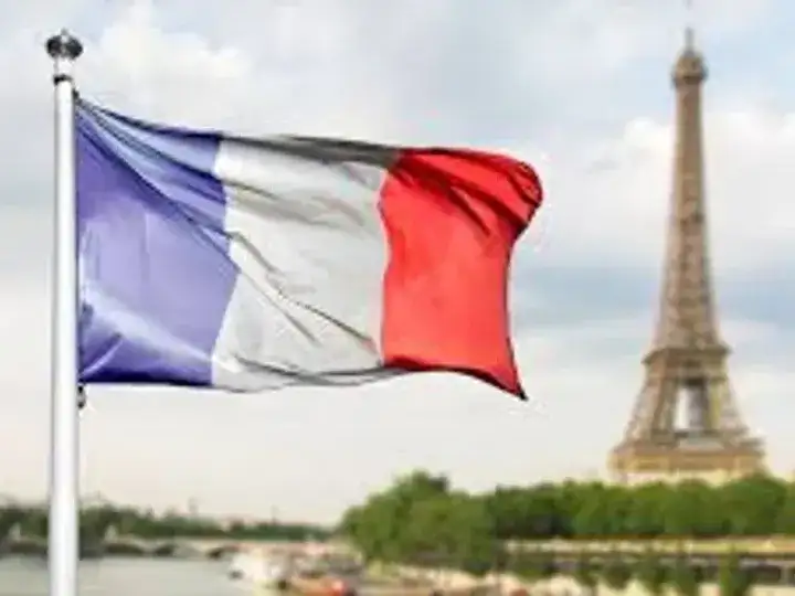 Francia acusó a Irán de retener a dos diplomáticos