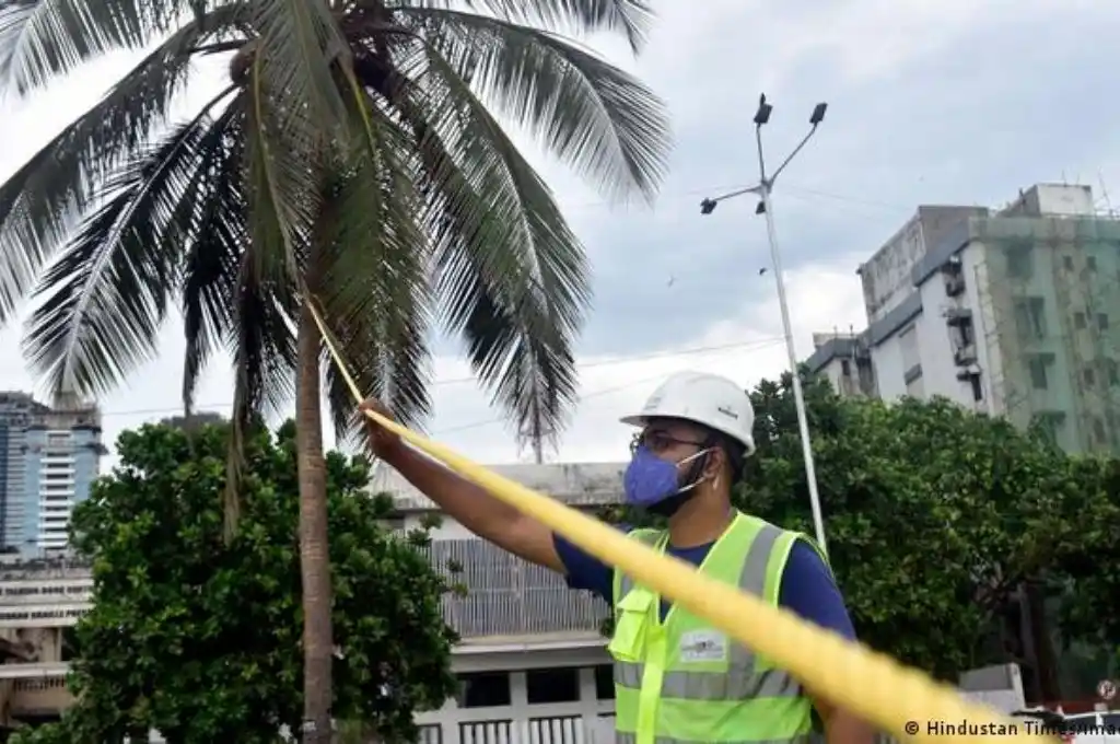 La India evacúa a 135.000 personas ante la llegada del ciclón Tauktae