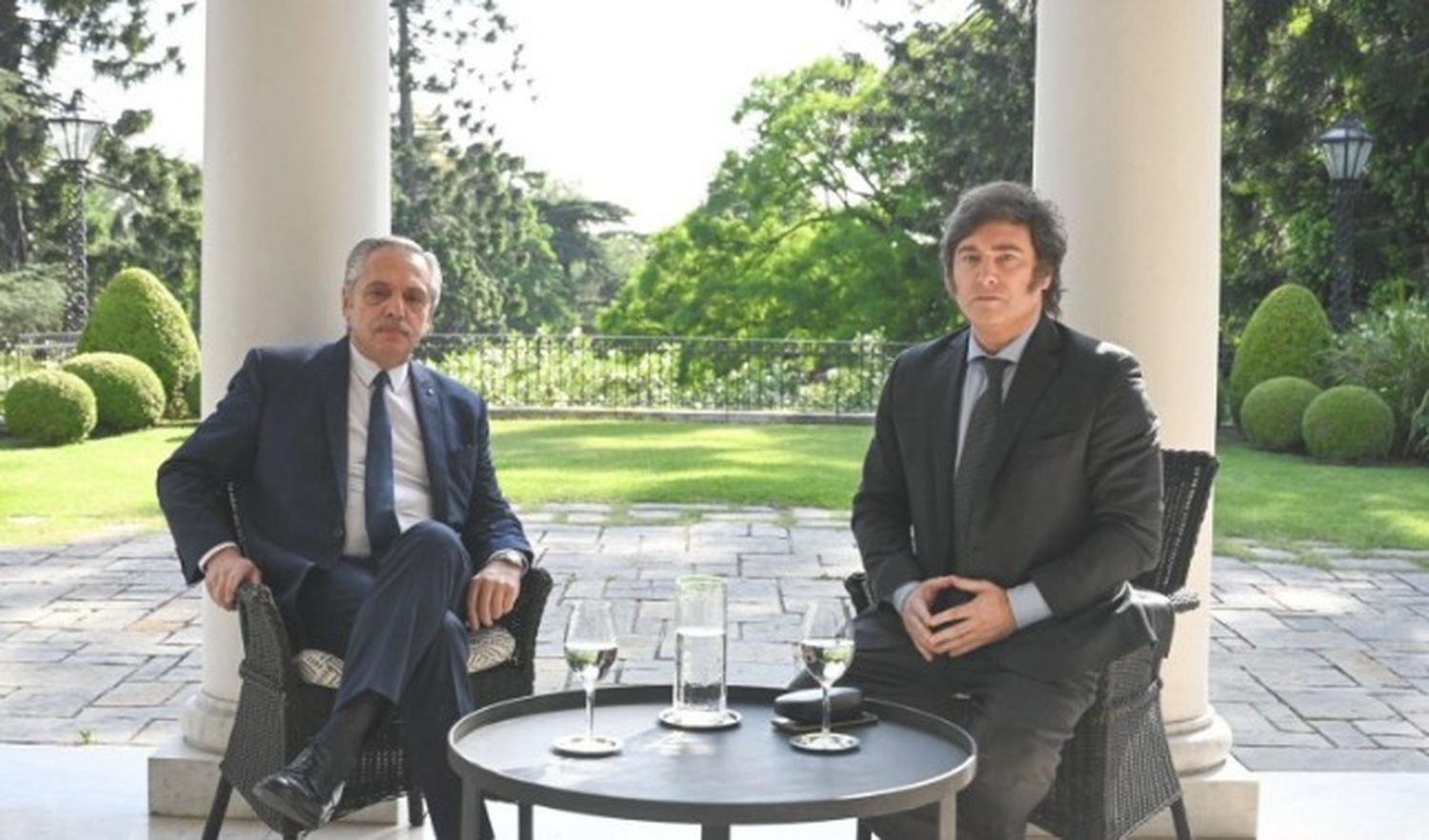 Javier Milei y Alberto Fernández se reunieron en Olivos por la transición