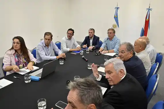 Provincia y Nación trabajan junto con los productores para recuperar el status sanitario de la exportación avicola