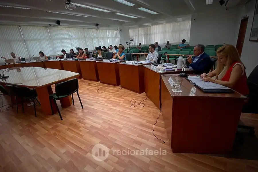 El Concejo Municipal de Rafaela debatió la Tributaria 2025: aumento del 13% y escalonado