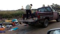 Arrojaban basura a la vera del camino de Circunvalación 