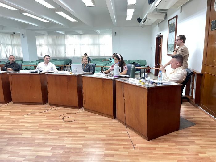 concejo debate comision - 2