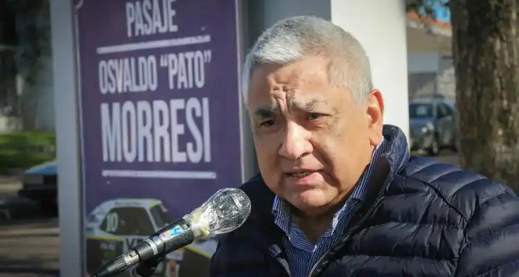 Cecilio Salazar fue intervenido quirúrgicamente de la vista y se recupera en su casa