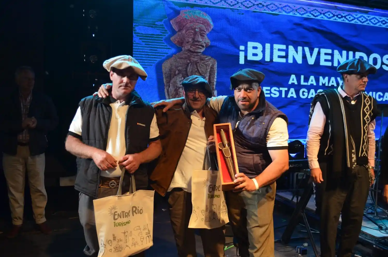 "Sabores Camperos" se llevó los máximos honores en la Fiesta Nacional del Asado con Cuero