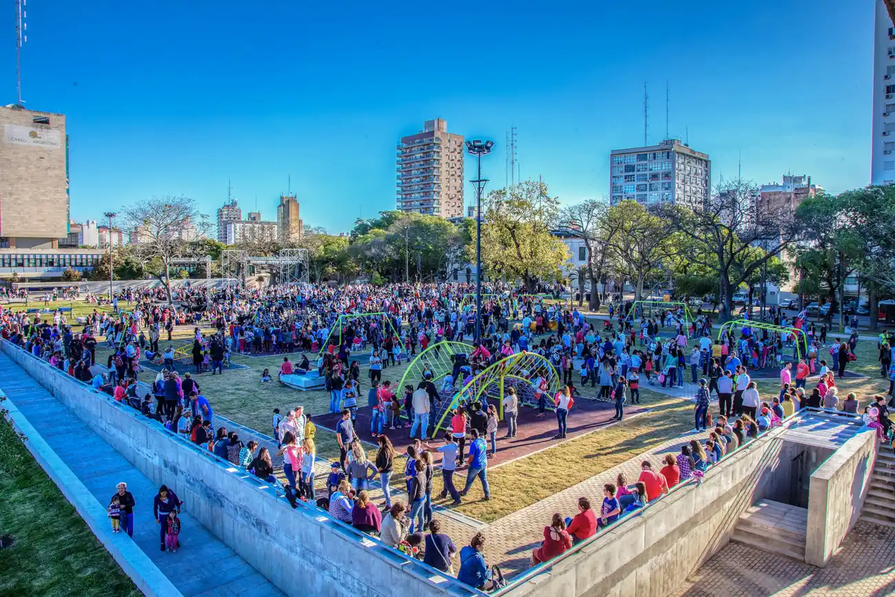 Plaza Alberdi, un nuevo emblema de la ciudad