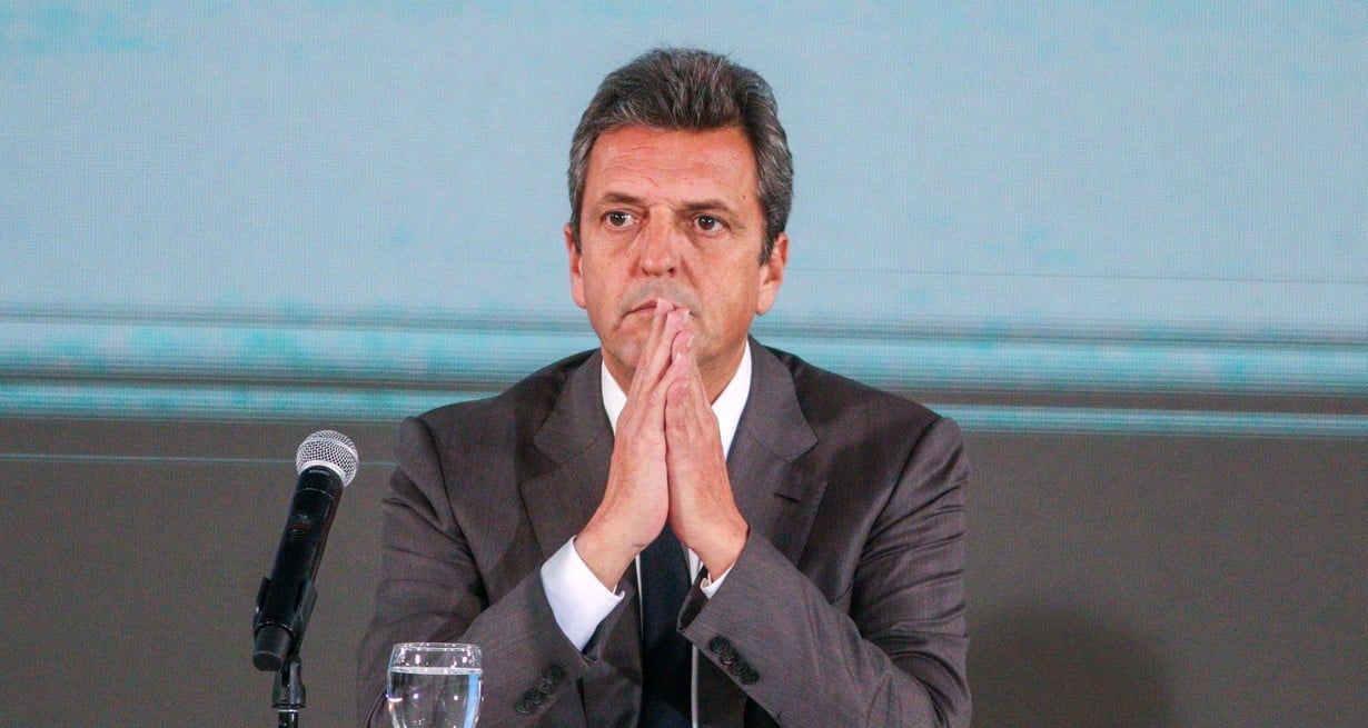 “Contracción fiscal” en la gestión de Sergio Massa