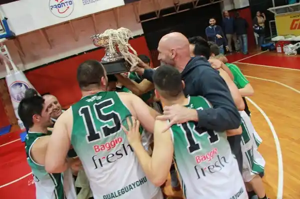 Racing lo dio vuelta ante Bancario y festejó en el Final Four Asociativo