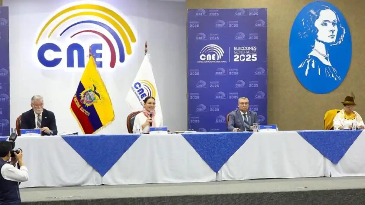 TRES DÍAS PARA IMPUGNAR: CNE de Ecuador clausuró escrutinio de las presidenciales, DESCARTÓ FRAUDE