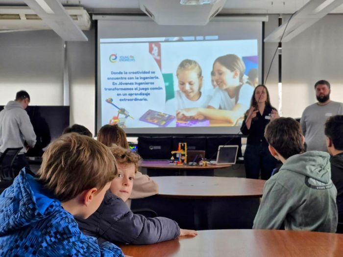 La Escuela de Talentos acercará las infancias al mundo científico mediante el curso "Jóvenes Ingenieros"