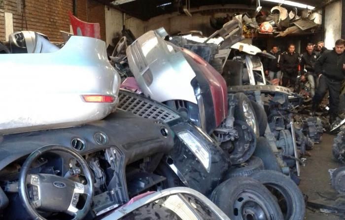 Secuestraron más de 12 mil autopartes y 30 vehículos robados