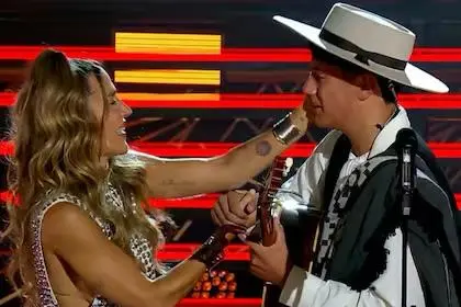 Jimena Barón junto a Jeremías Vespasiano, tras el emotivo momento en el programa