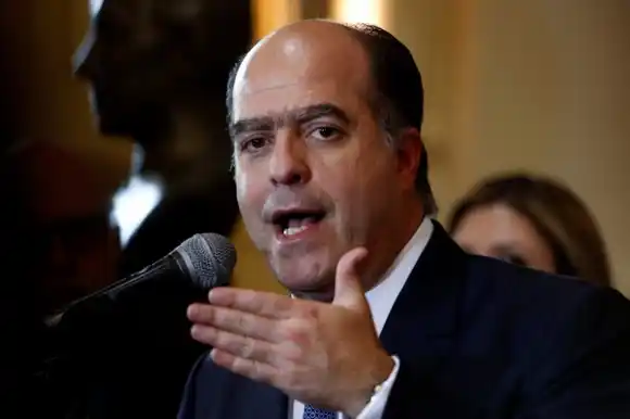 Entérese cuál político colombiano le dijo mentiroso a Julio Borges y lo emplazó a renunciar por “DECENCIA”